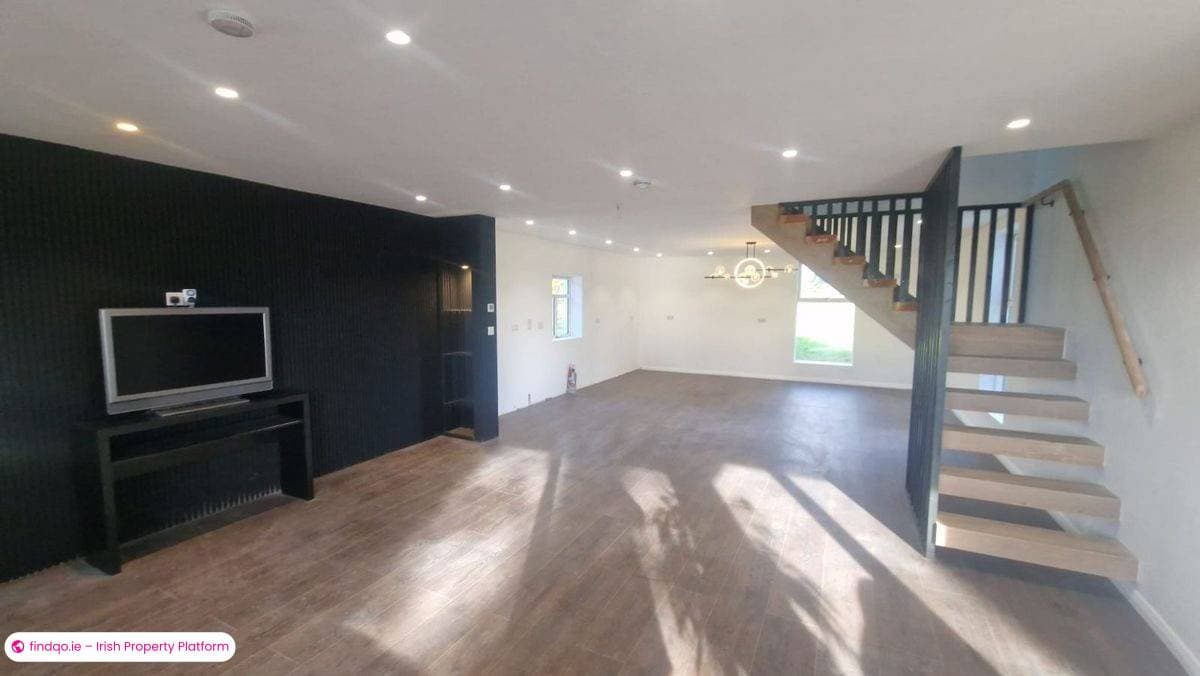 Detached house for Sale in Ballyhaunis, Mayo