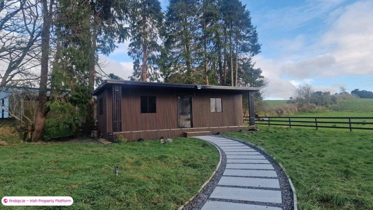 Detached house for Sale in Ballyhaunis, Mayo