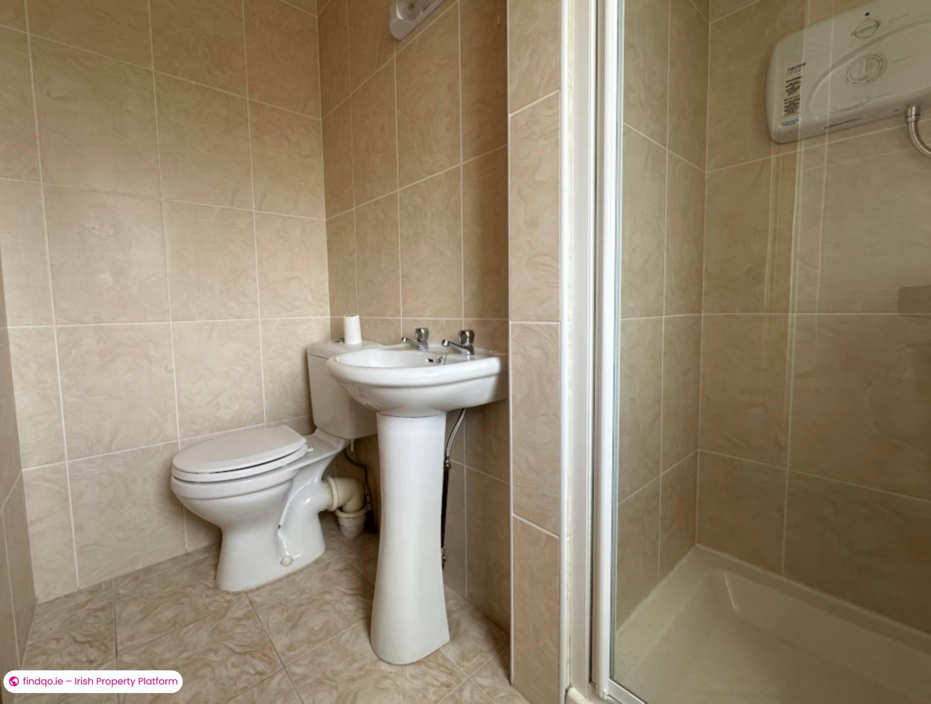 Detached house for Sale in Lettermacaward, Donegal