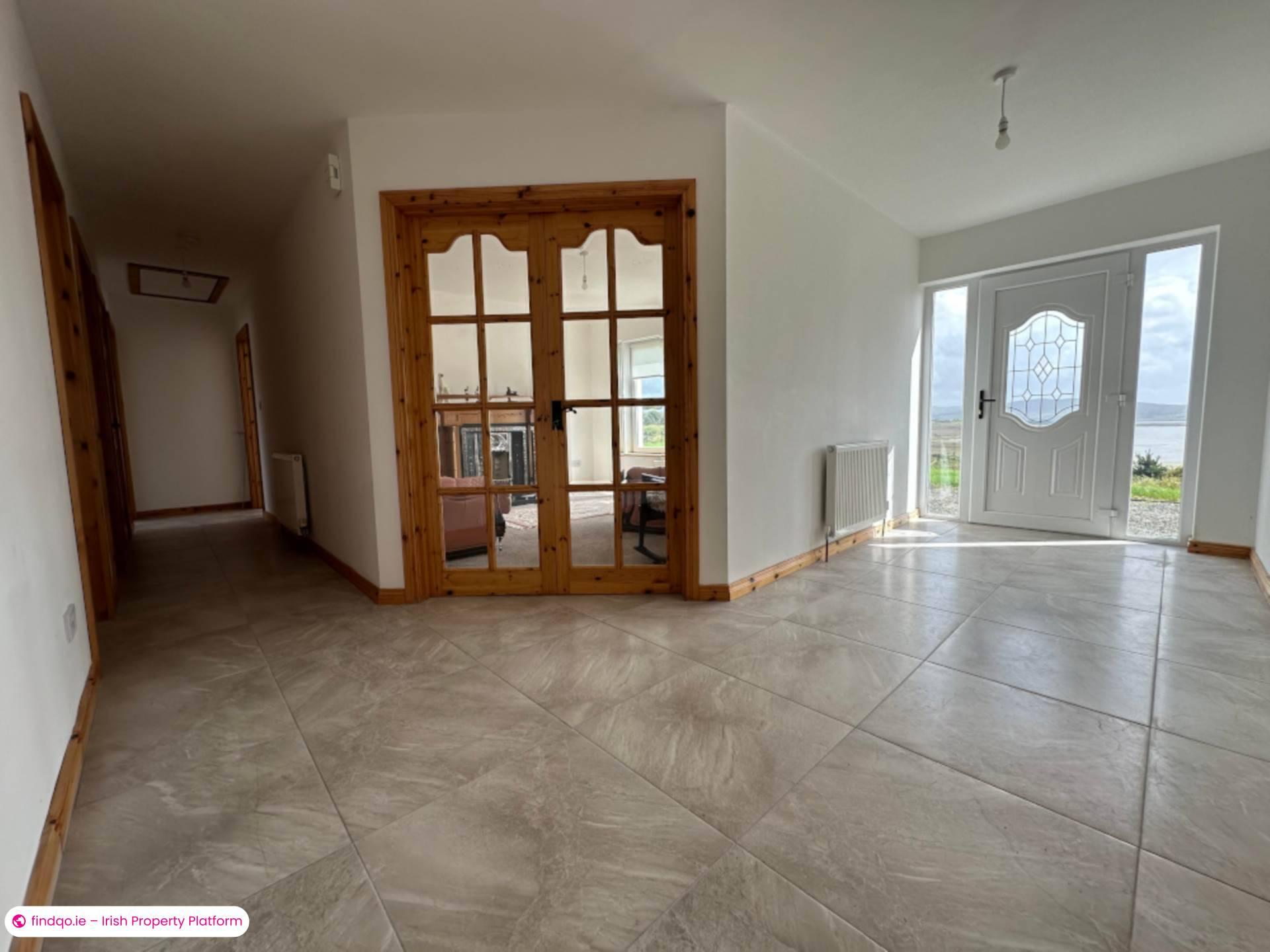 Detached house for Sale in Lettermacaward, Donegal