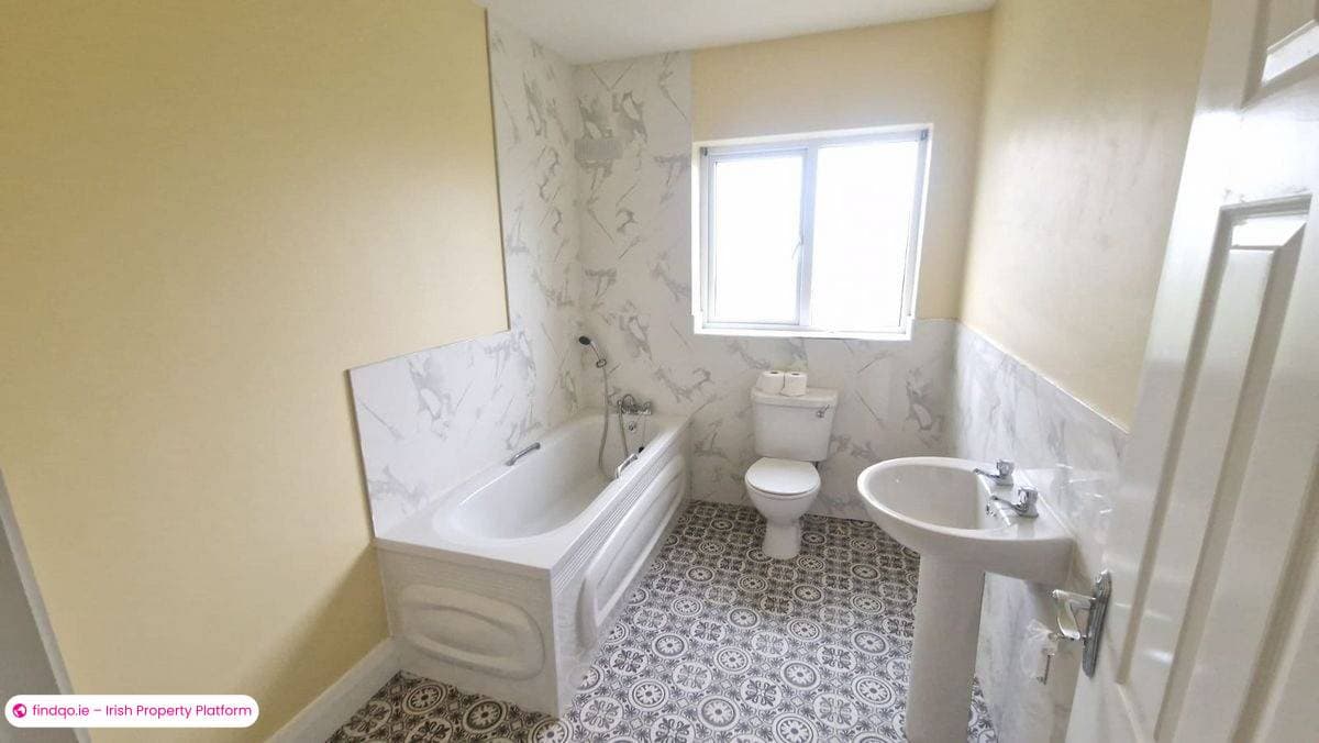 Semi-detached house for Sale in Castlerea, Roscommon