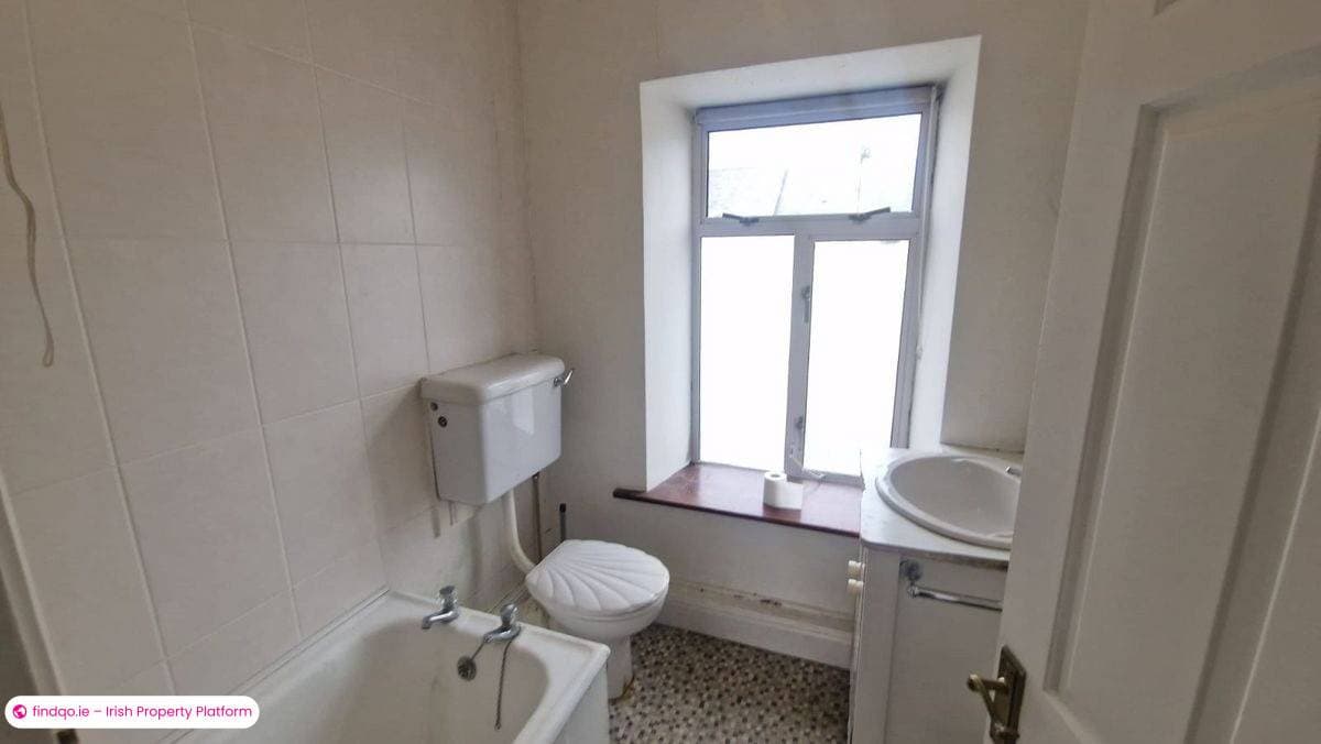 Semi-detached house for Sale in Castlerea, Roscommon