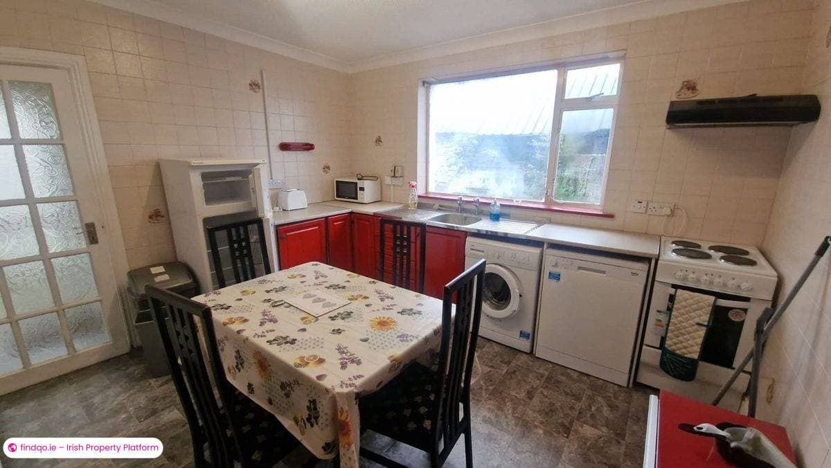 Semi-detached house for Sale in Castlerea, Roscommon