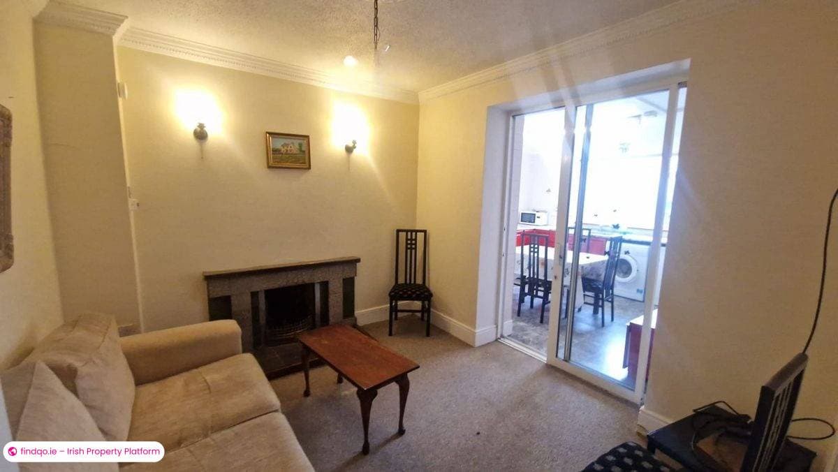 Semi-detached house for Sale in Castlerea, Roscommon