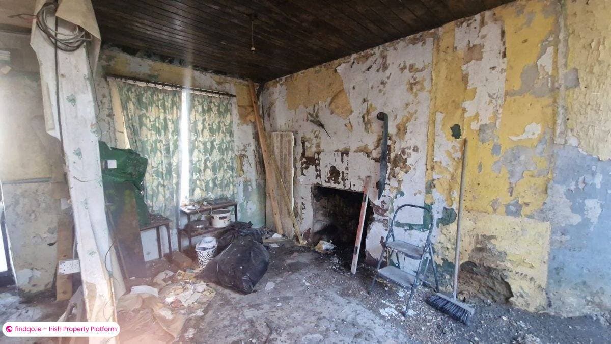 Terraced house for Sale in Claremorris, Mayo