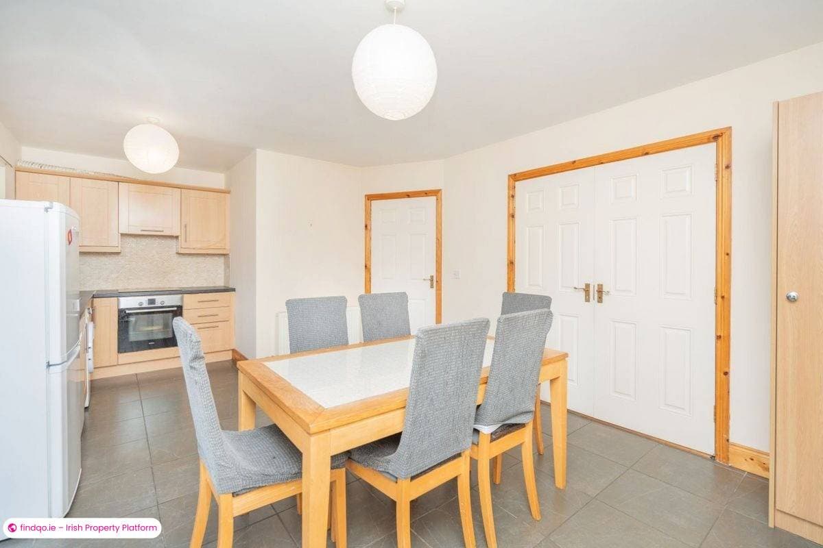 Semi-detached house for Sale in Slieverue, Kilkenny