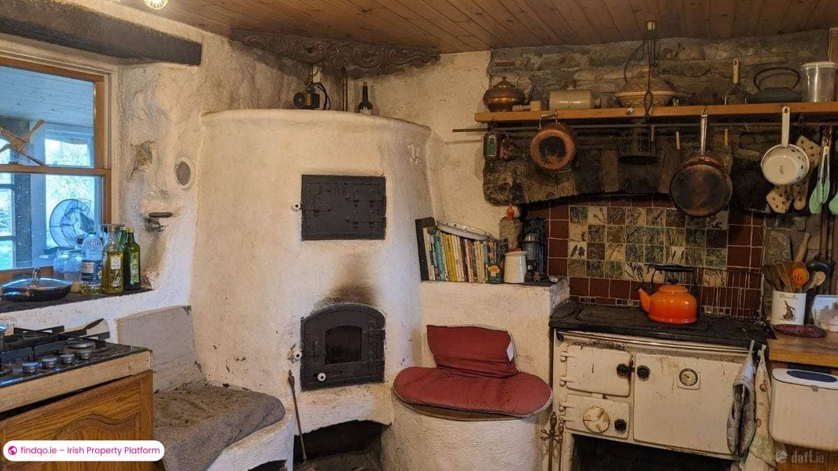 Detached house for Sale in Irishtown, Mayo