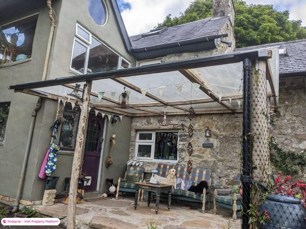 Detached house for Sale in Irishtown, Mayo