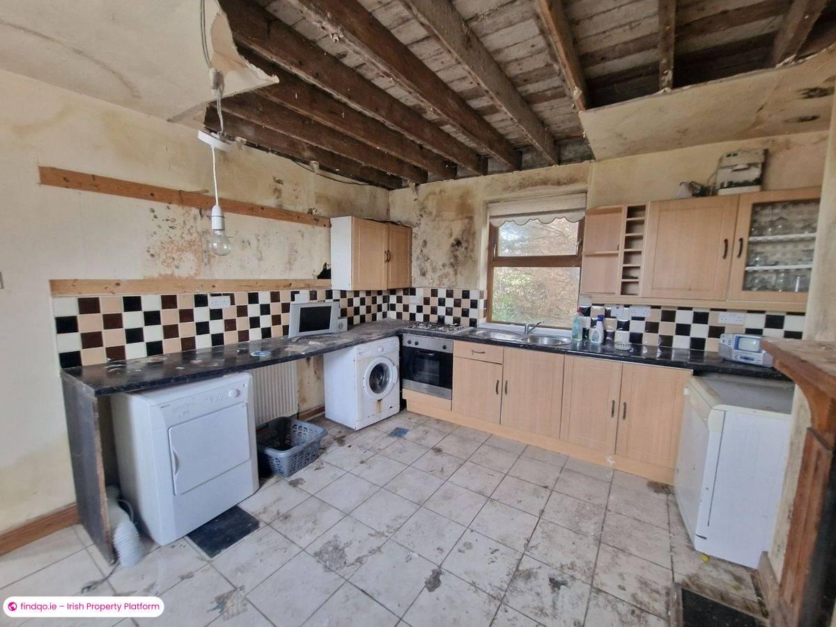 Detached house for Sale in Williamstown, Galway