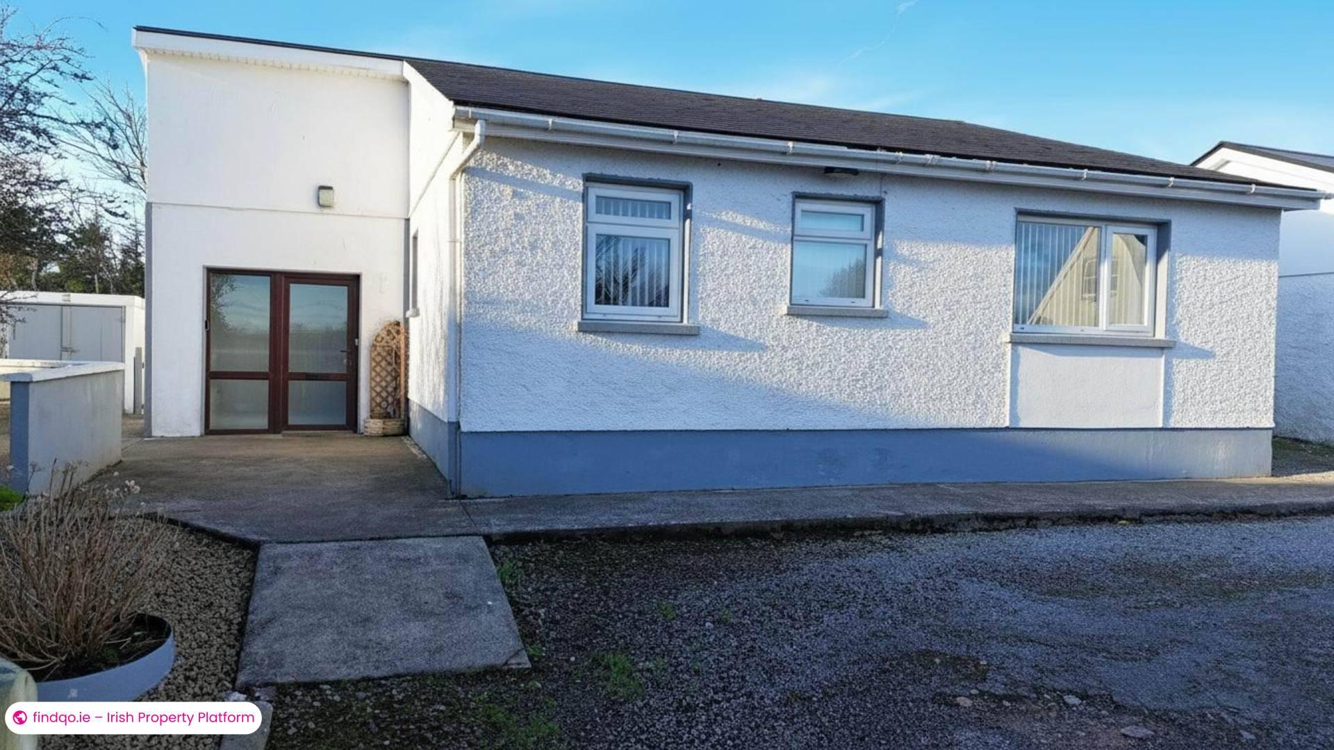 Detached house for Sale in Burtonport, Donegal