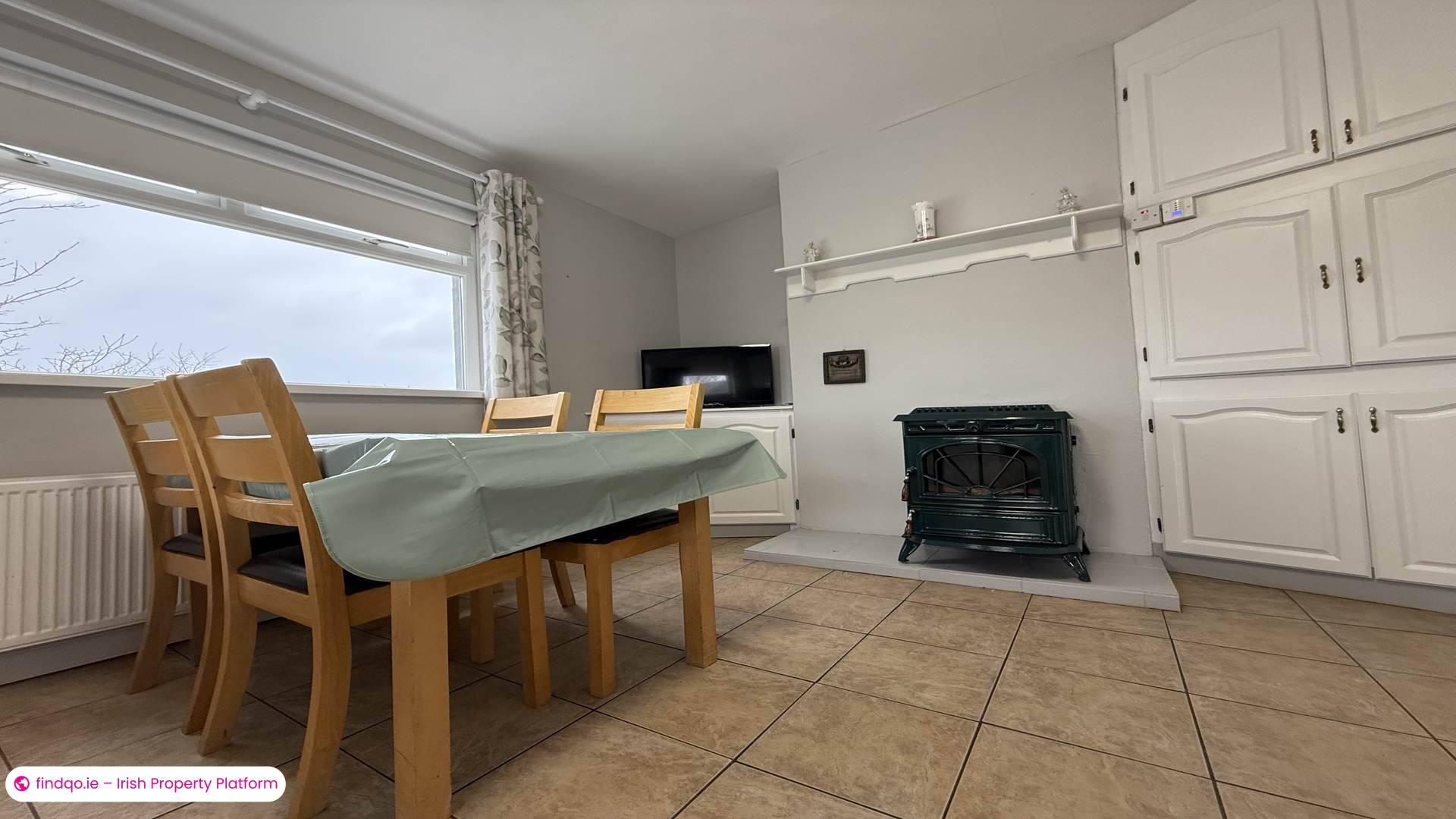 Detached house for Sale in Burtonport, Donegal