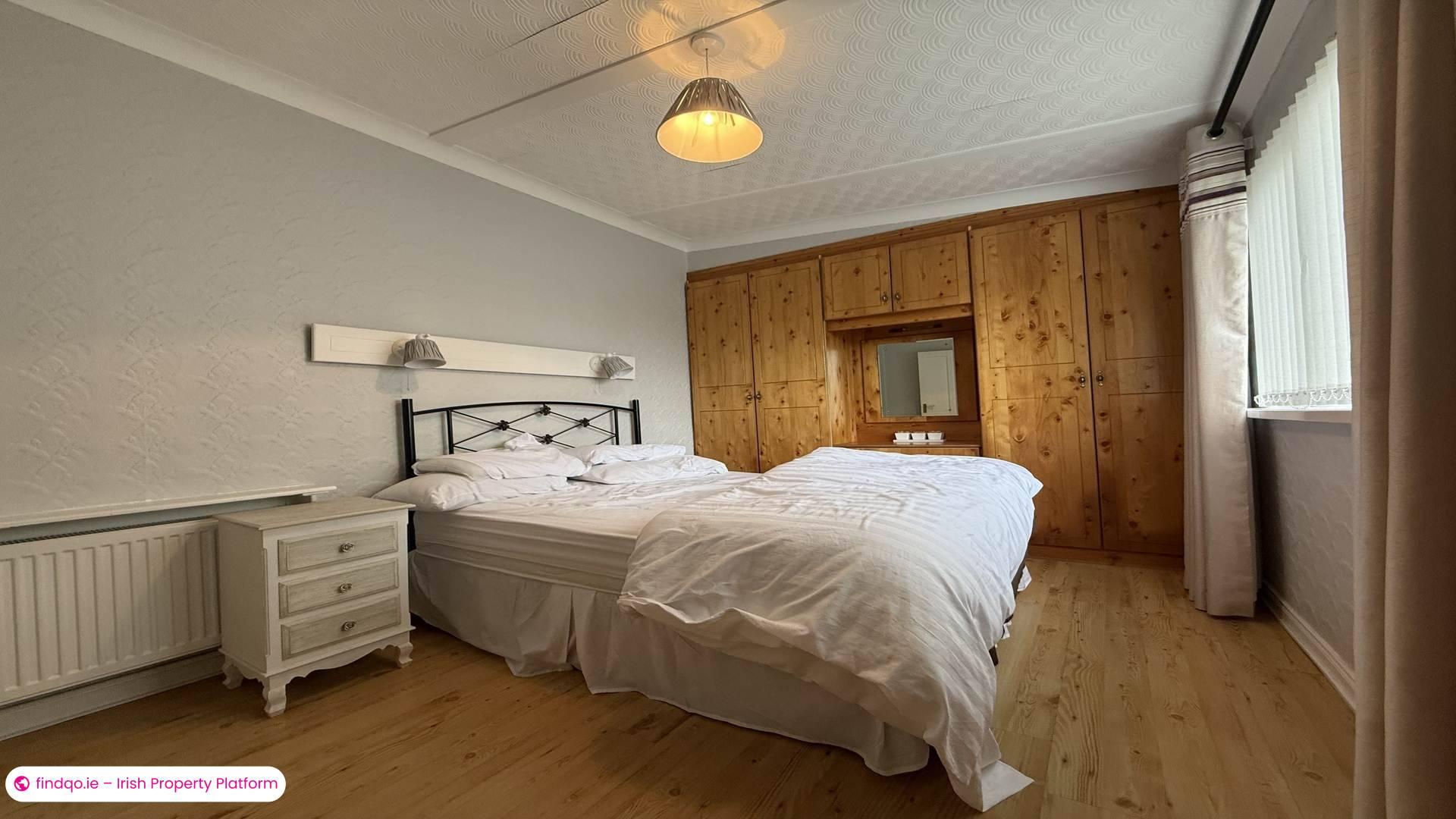 Detached house for Sale in Burtonport, Donegal