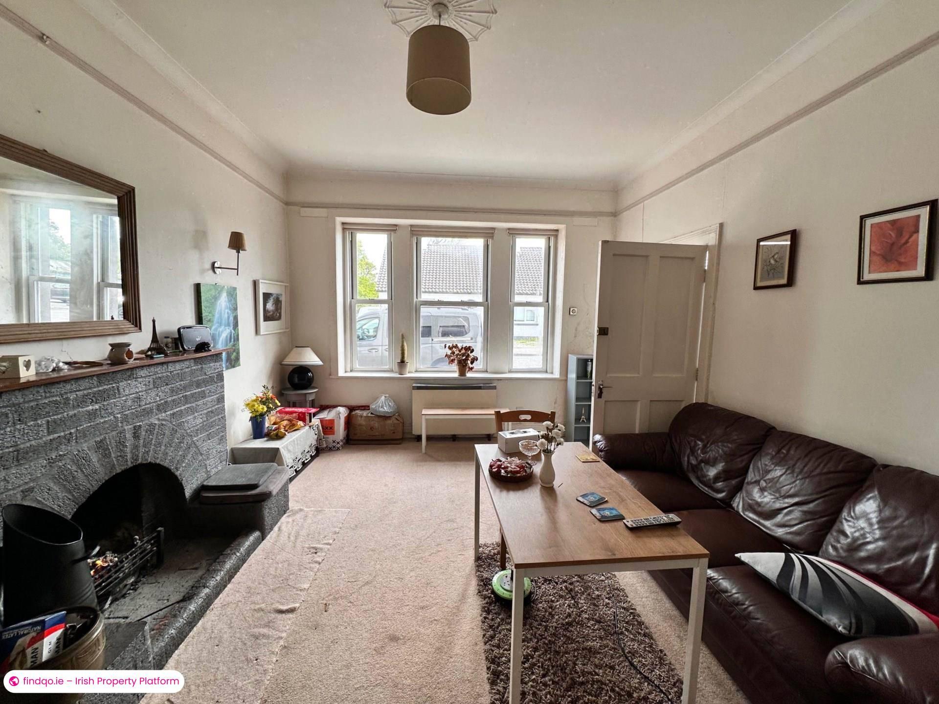 Detached house for Sale in Oughterard, Galway, H91 E9XW