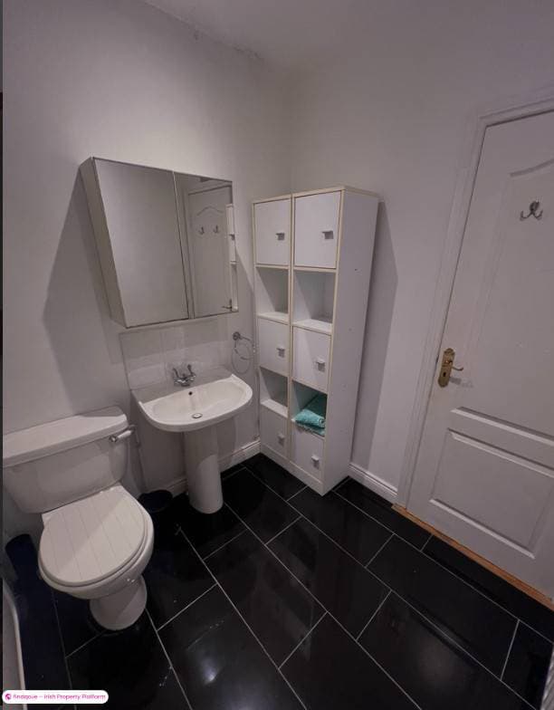 2 Bedroom House for Sharing in Blackrock, Dublin (County)