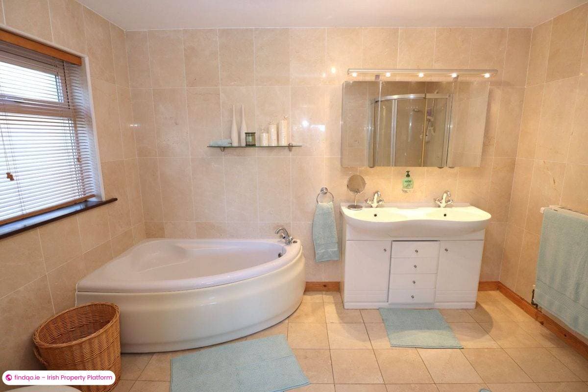 Detached house for Sale in Drogheda, Meath