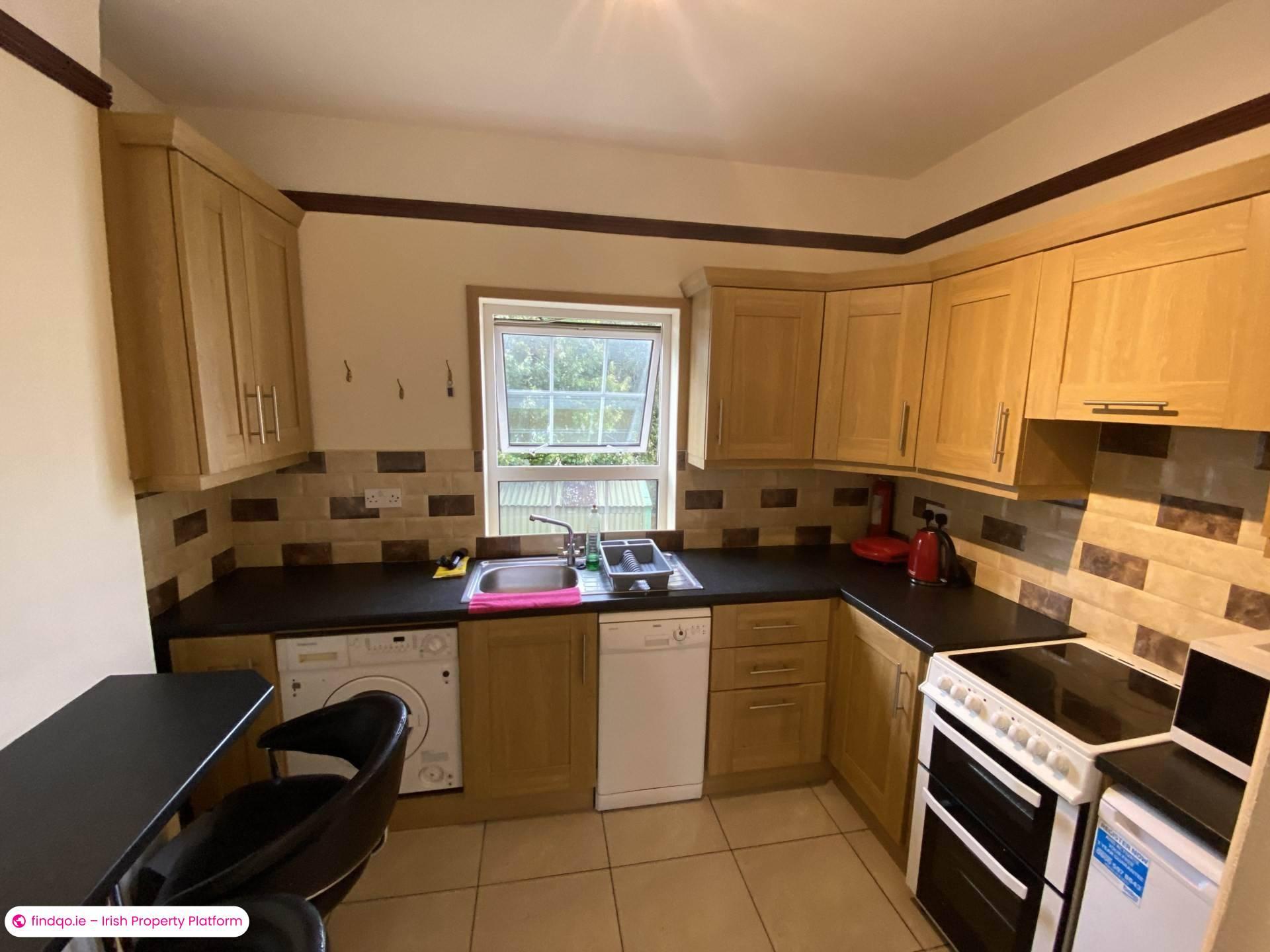 Semi-detached house for Sale in Ballyhaunis, Mayo