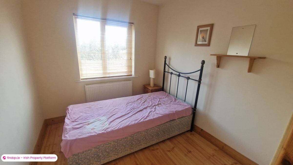 Semi-detached house for Sale in Moyne, Roscommon