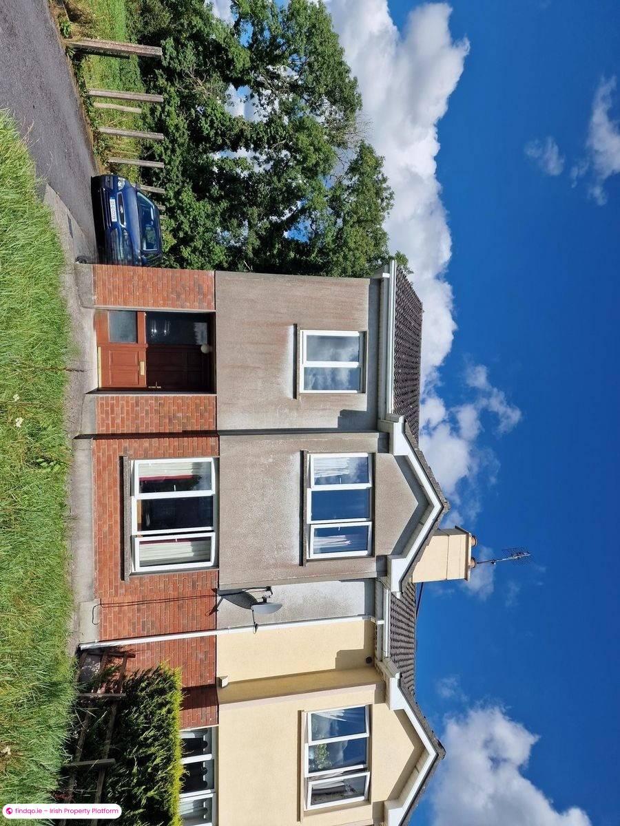 Semi-detached house for Sale in Castlerea, Roscommon