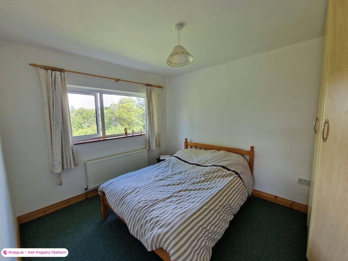 Semi-detached house for Sale in Castlerea, Roscommon