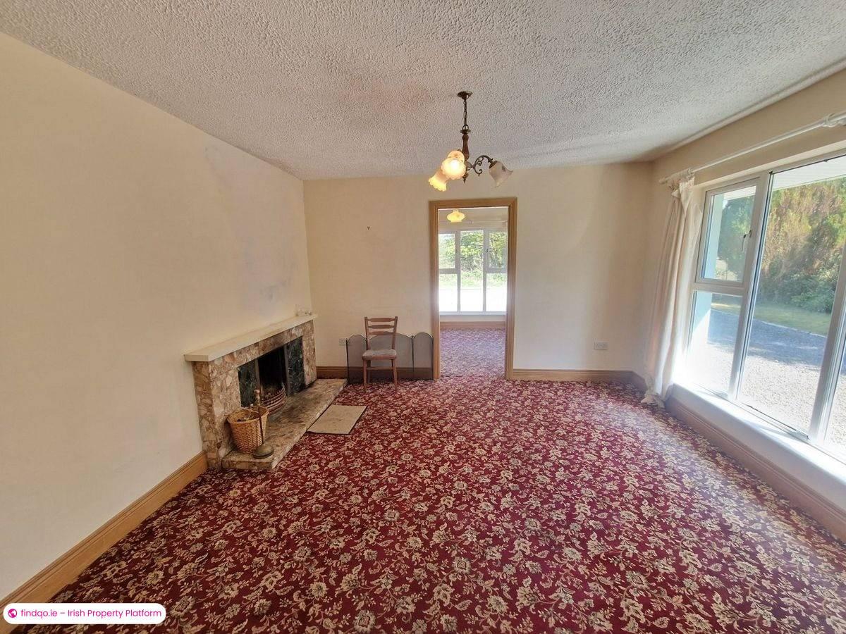 Detached house for Sale in Dawros, Galway