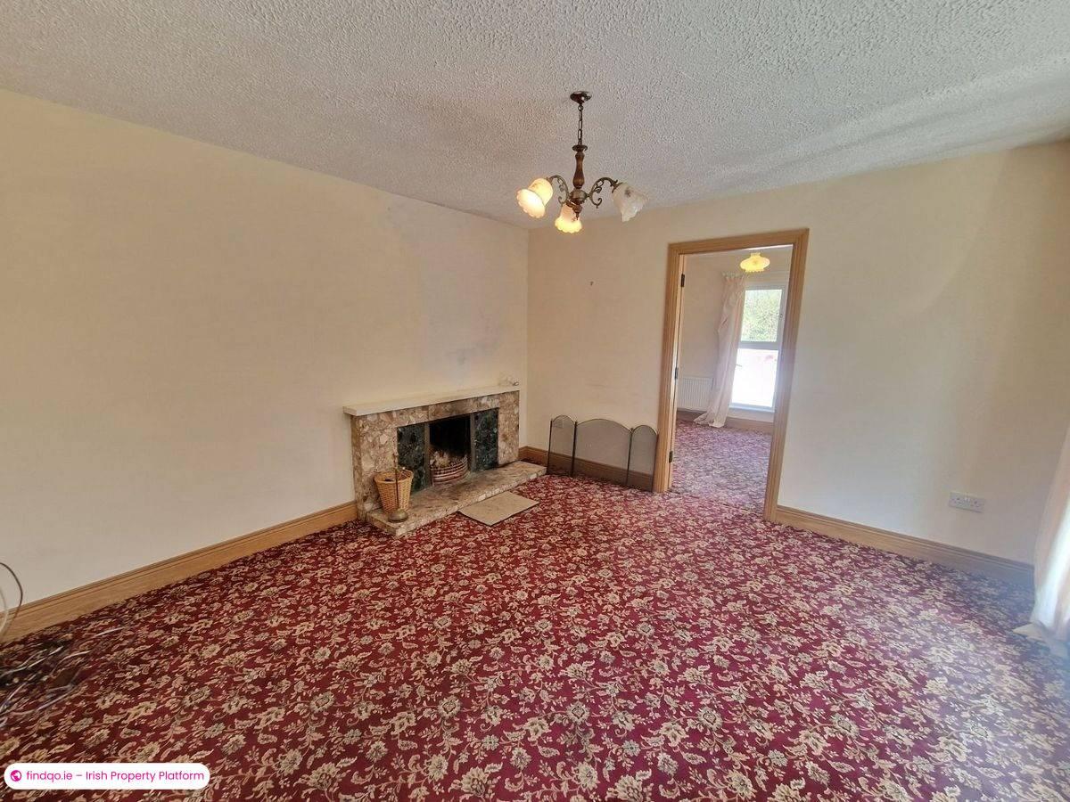 Detached house for Sale in Dawros, Galway