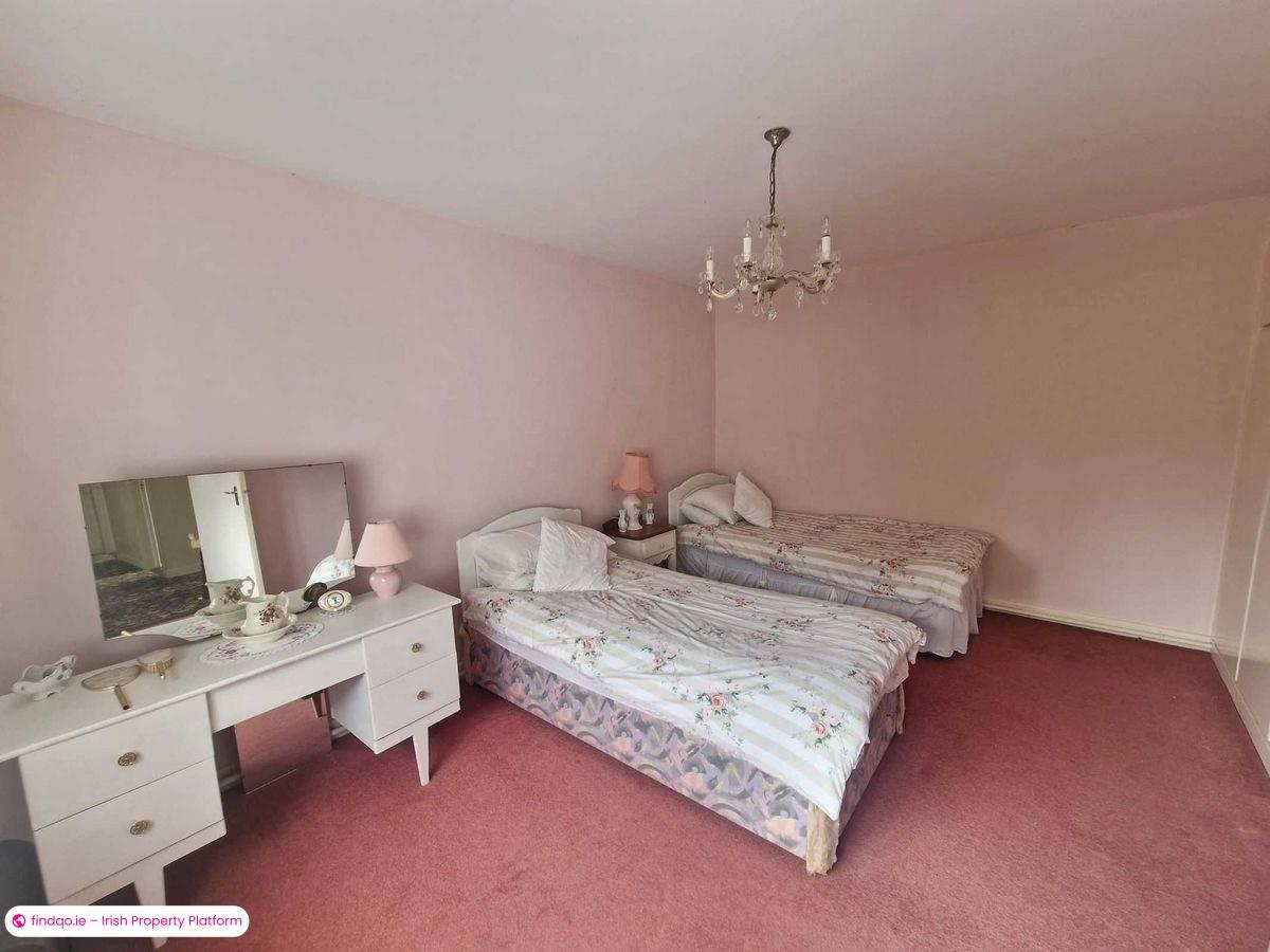 Detached house for Sale in Rooskey, Leitrim