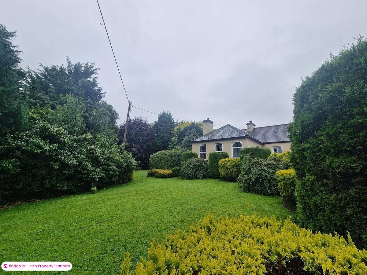 Detached house for Sale in Ballindine, Mayo