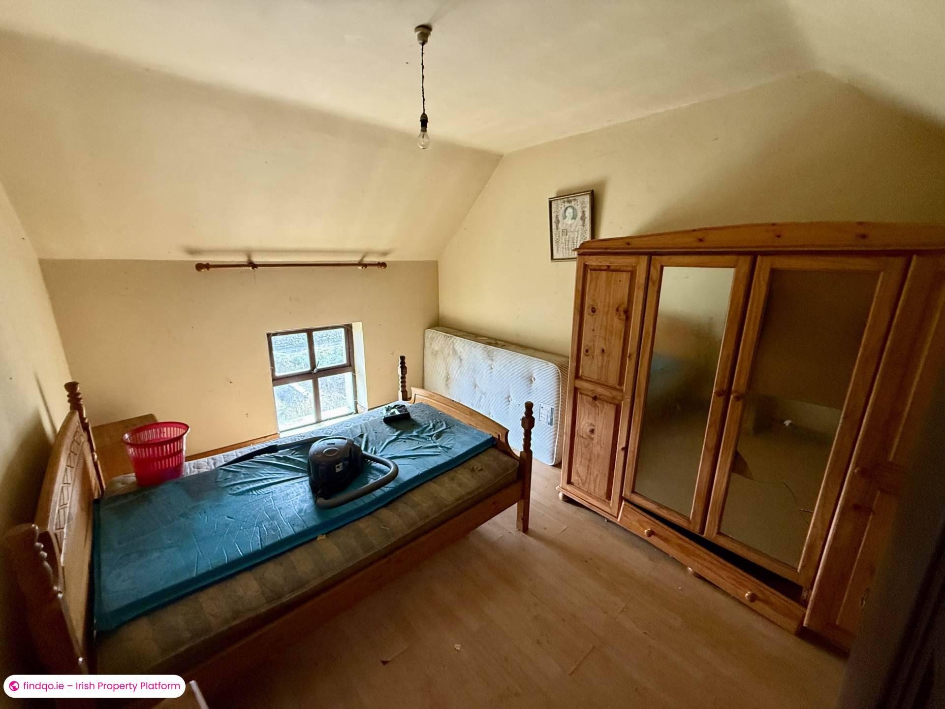 Detached house for Sale in Abbeyknockmoy, Galway