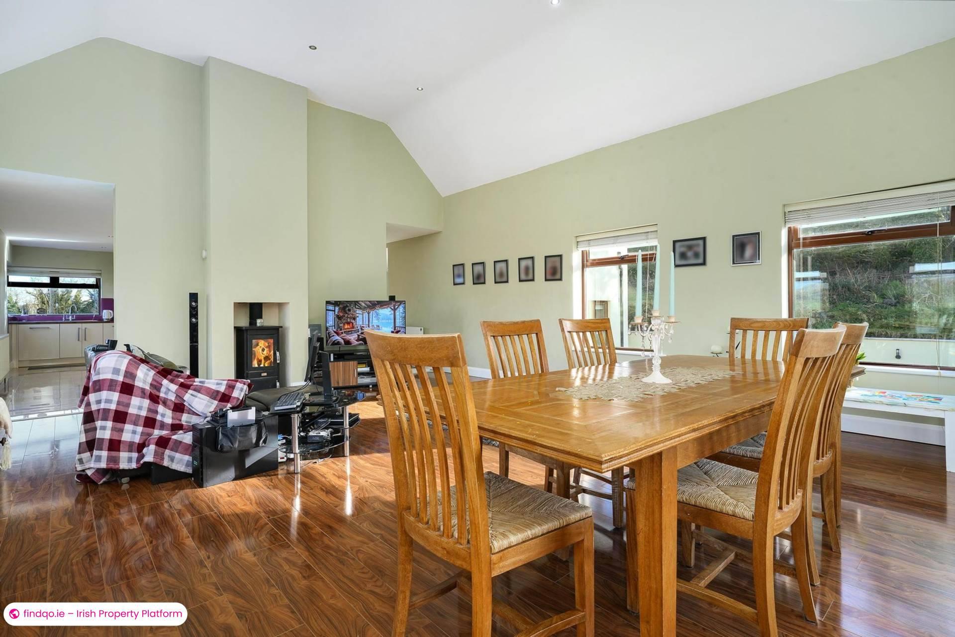 Detached house for Sale in Enniskerry, Wicklow