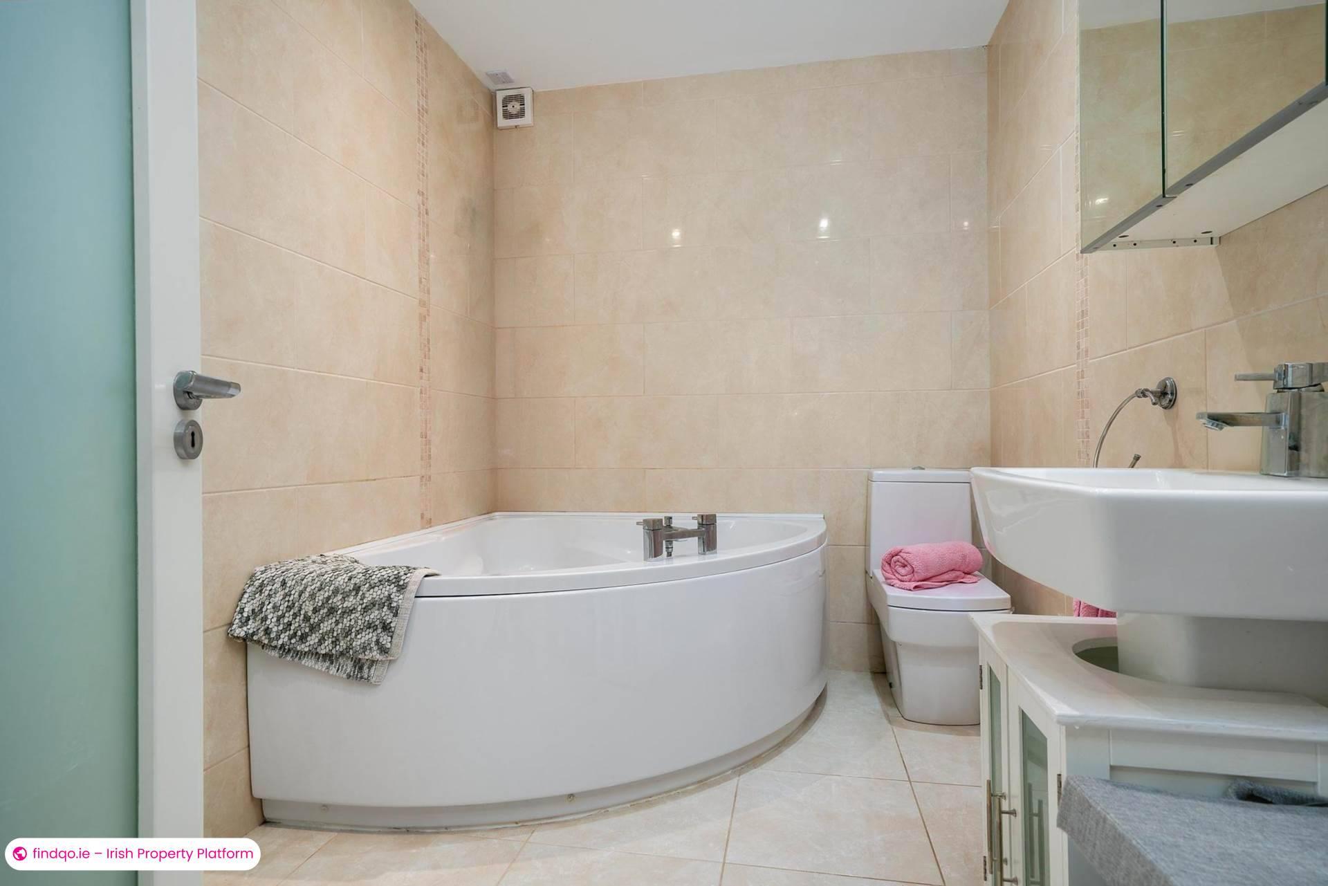 Detached house for Sale in Enniskerry, Wicklow