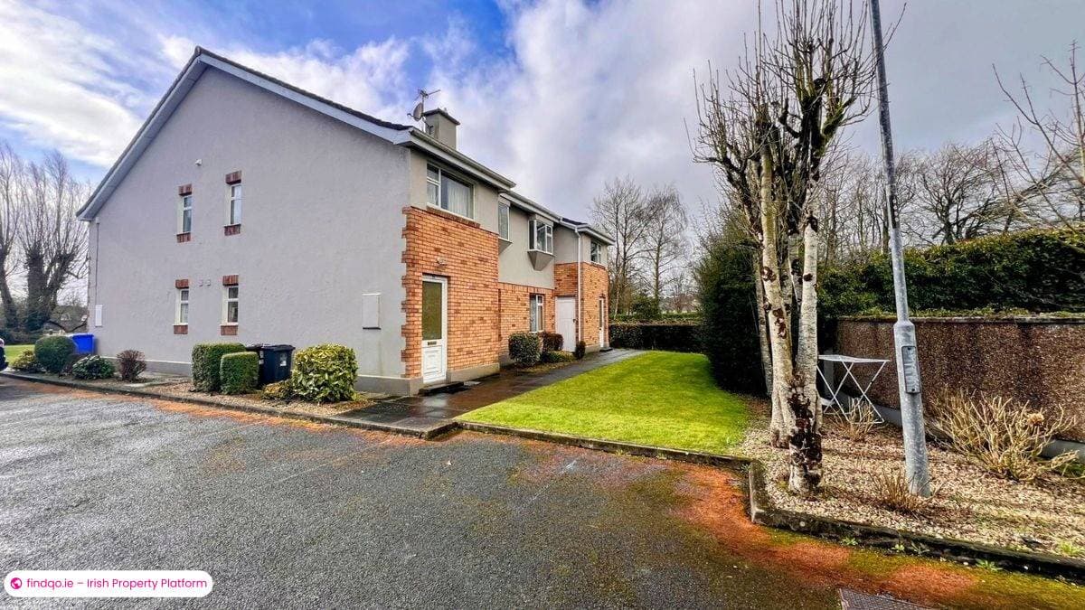 Semi-detached house for Sale in Ballinasloe, Galway