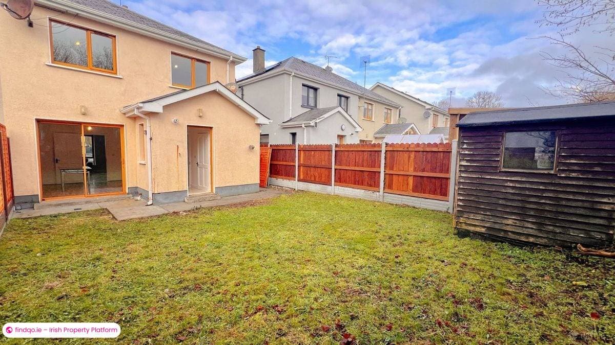 Semi-detached house for Sale in Ballinasloe, Galway