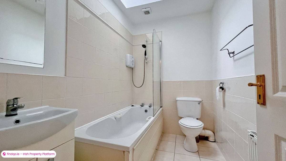 Semi-detached house for Sale in Ballinasloe, Galway