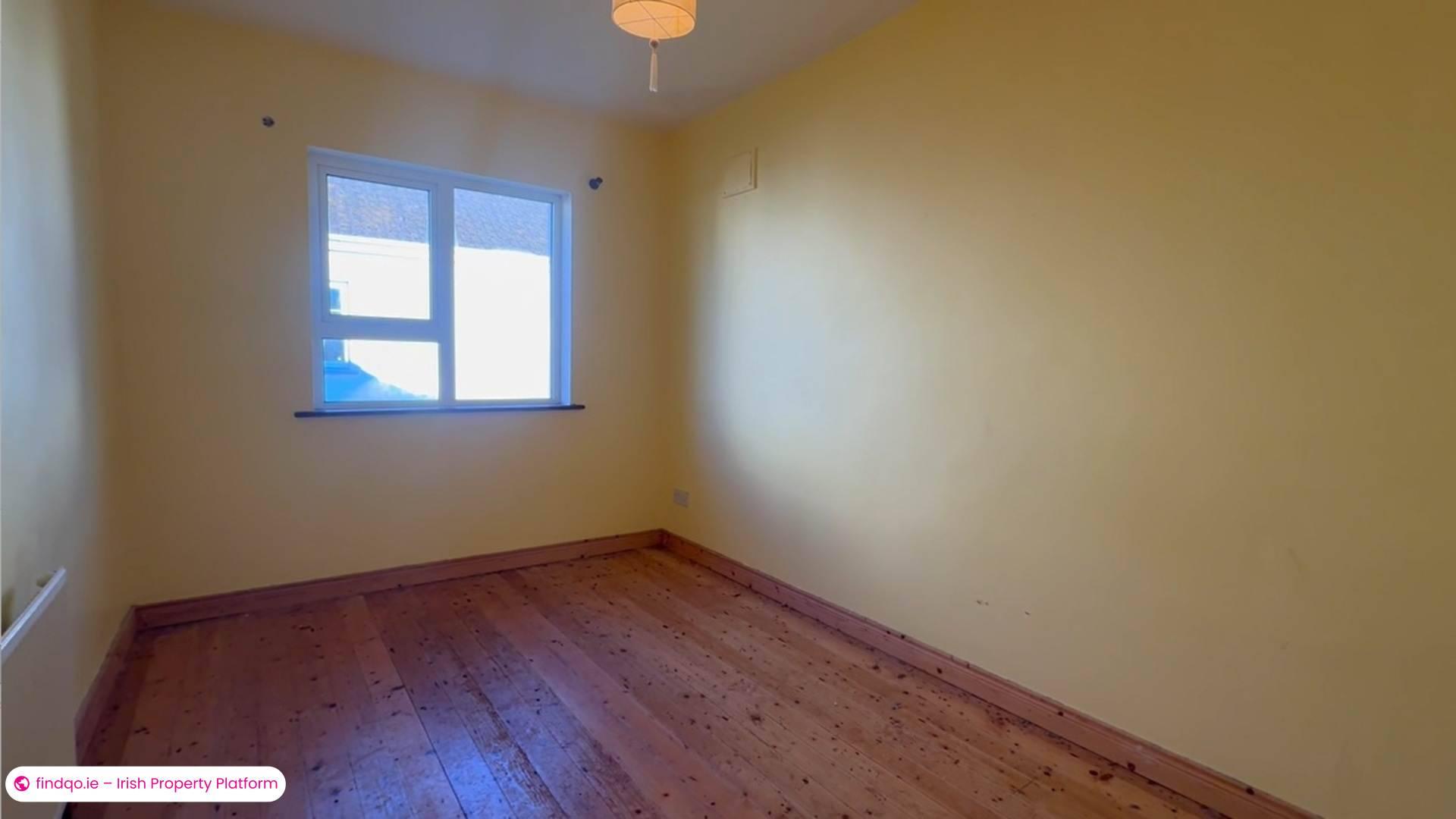 Detached house for Sale in Lettermacaward, Donegal