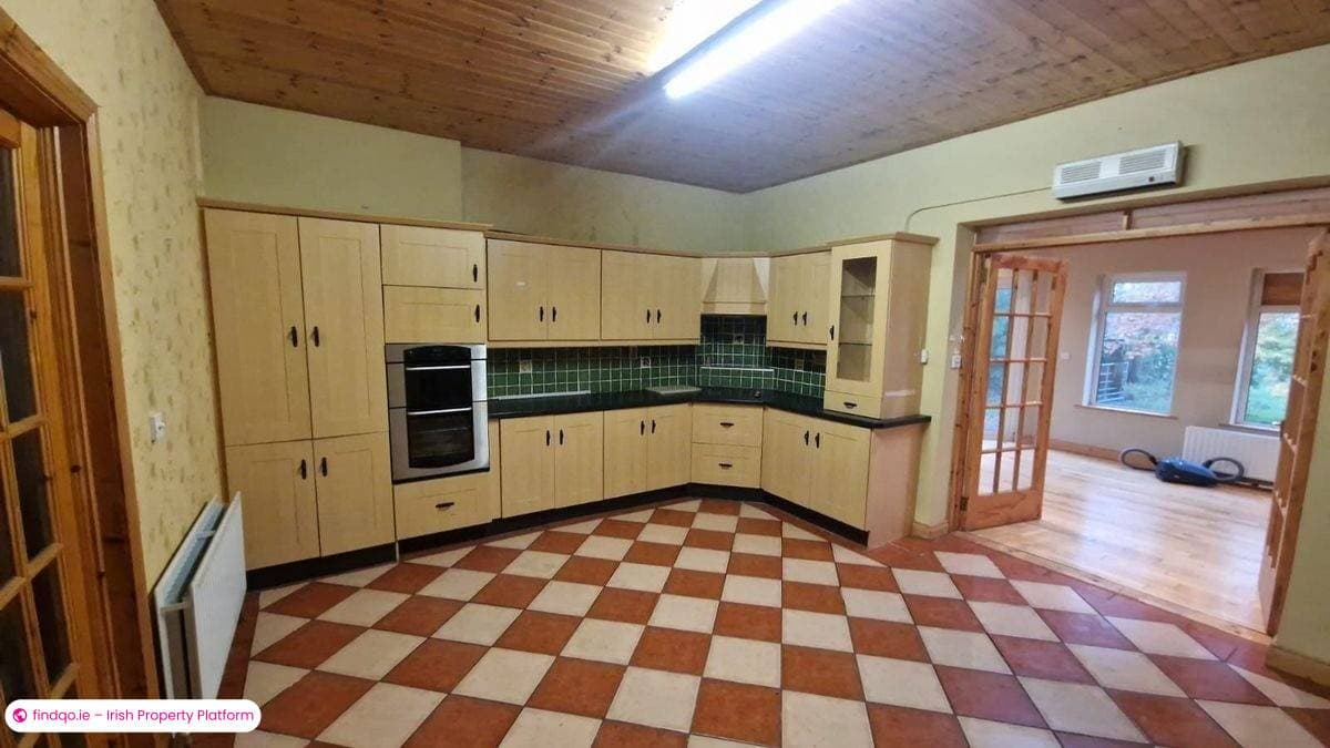 Semi-detached house for Sale in Frenchpark, Roscommon