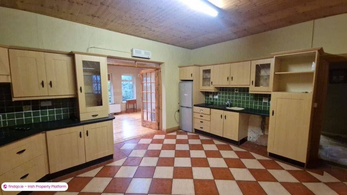 Semi-detached house for Sale in Frenchpark, Roscommon