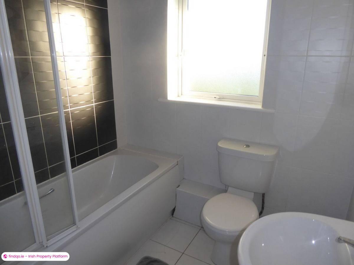 Semi-detached house for Sale in Charleville, Cork