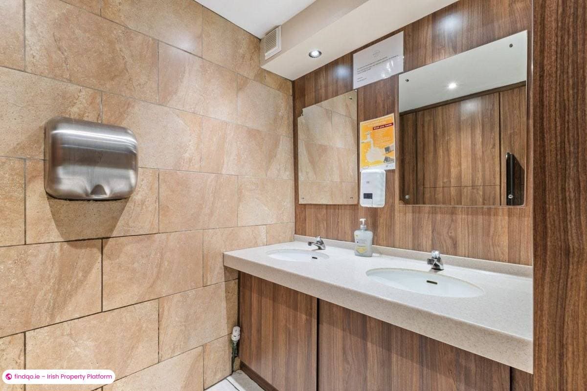 Restaurant / Bar / Hotel for Sale in Claremorris, Mayo