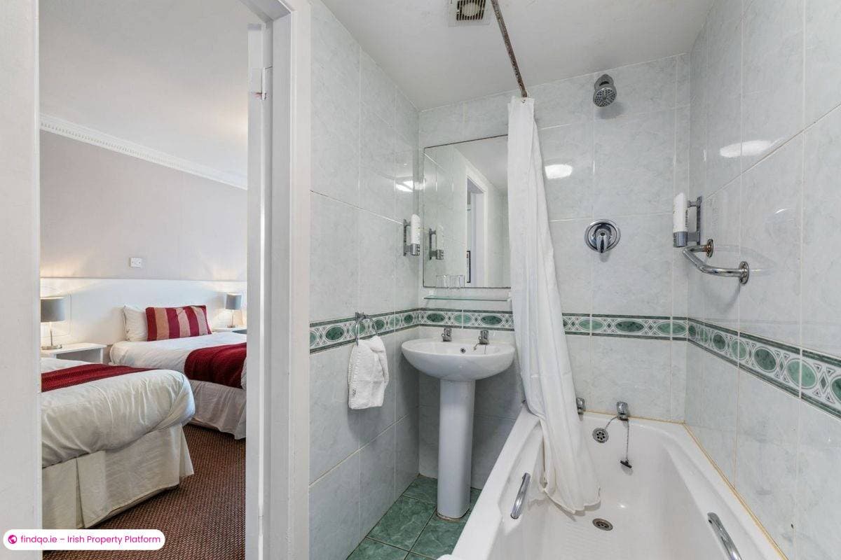 Restaurant / Bar / Hotel for Sale in Claremorris, Mayo