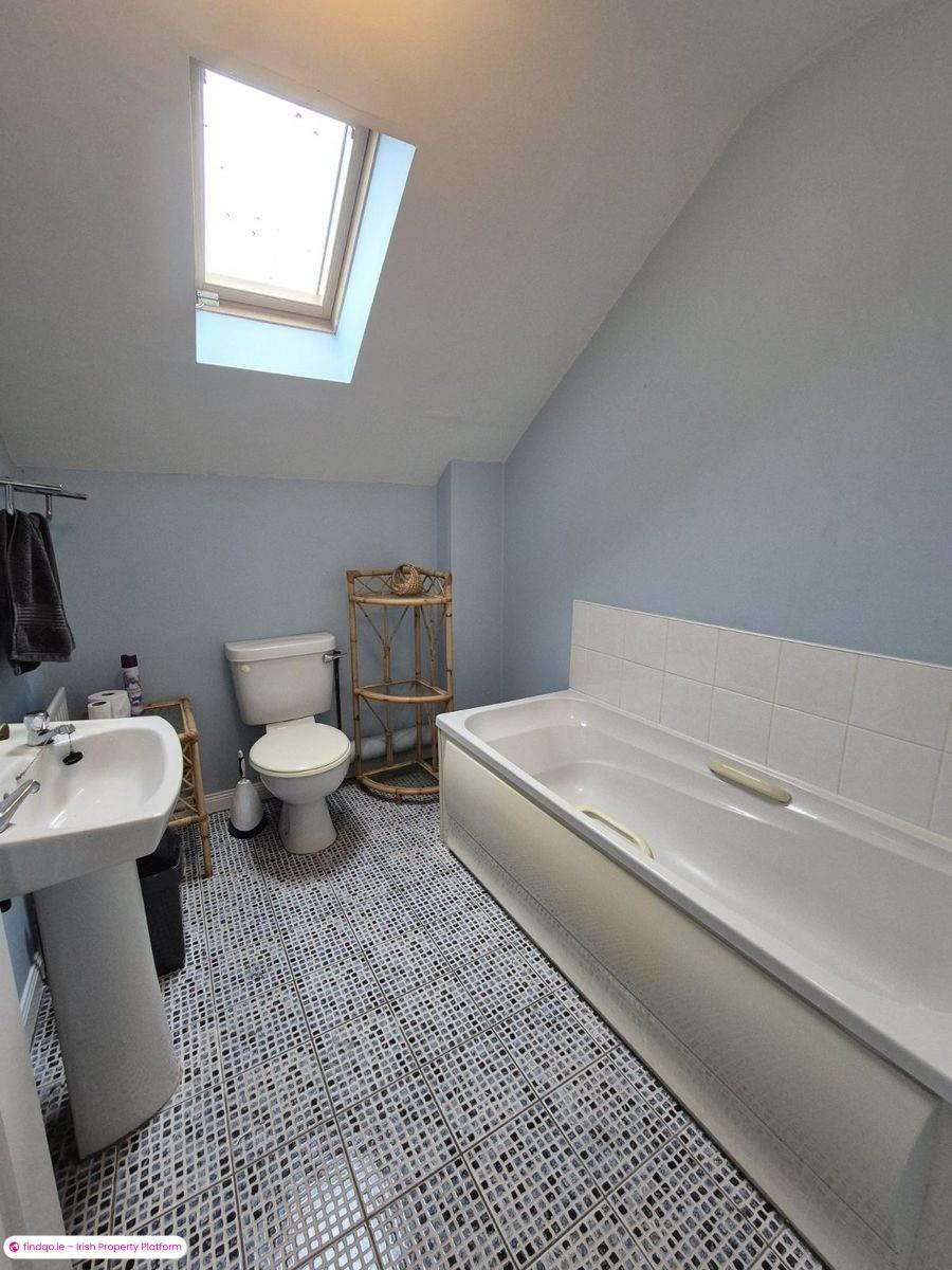 Semi-detached house for Sale in Kinnegad, Westmeath