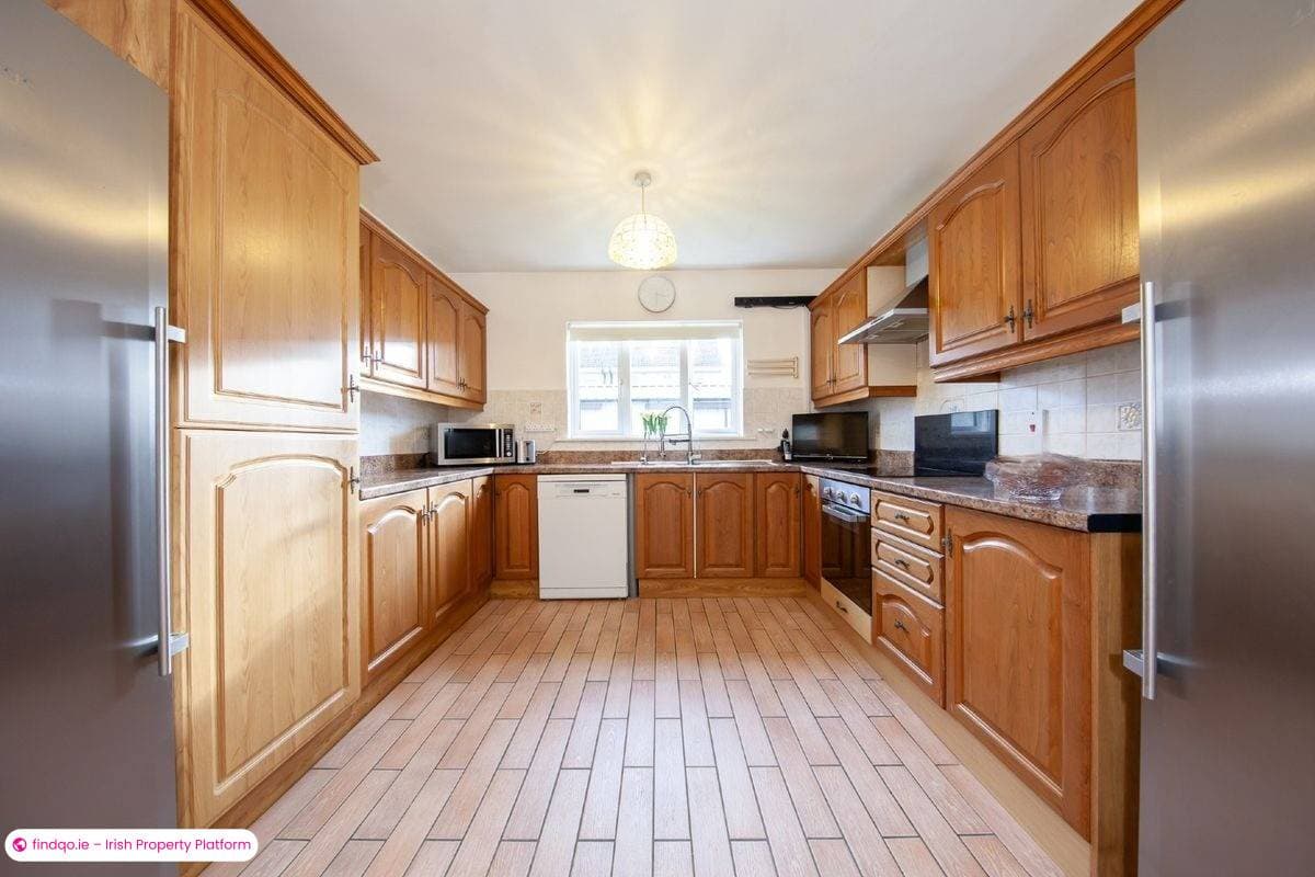 Semi-detached house for Sale in Lucan, Dublin (County)