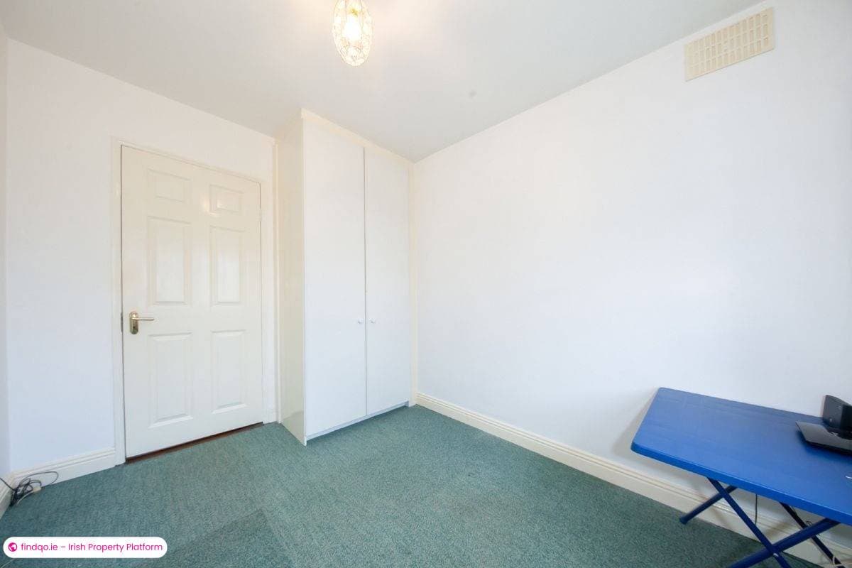 Semi-detached house for Sale in Lucan, Dublin (County)