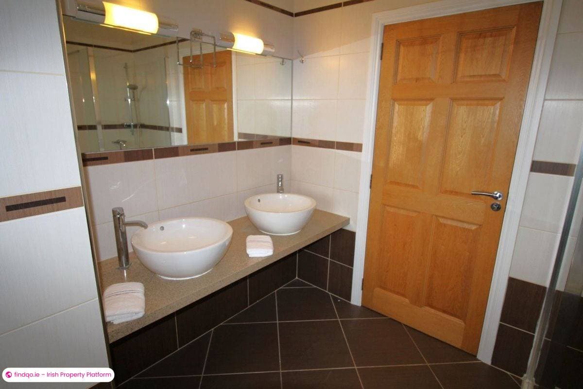 Bungalow for Sale in Tinahely, Wicklow