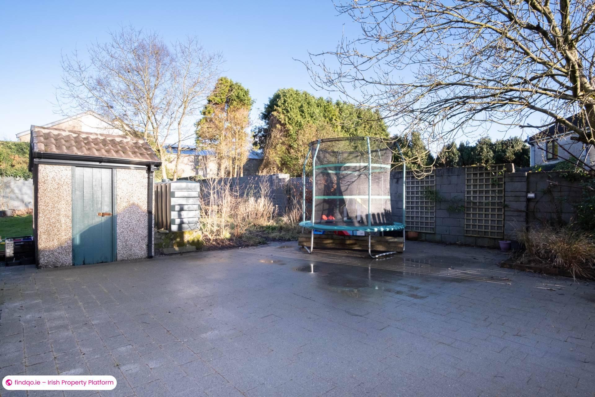 Semi-detached house for Sale in Knocknacarra, Galway