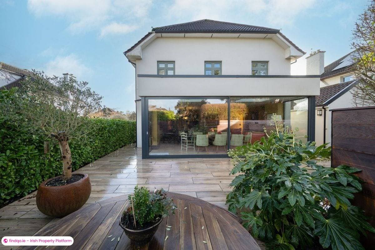 Detached house for Sale in Douglas, Cork, T12 FE8V