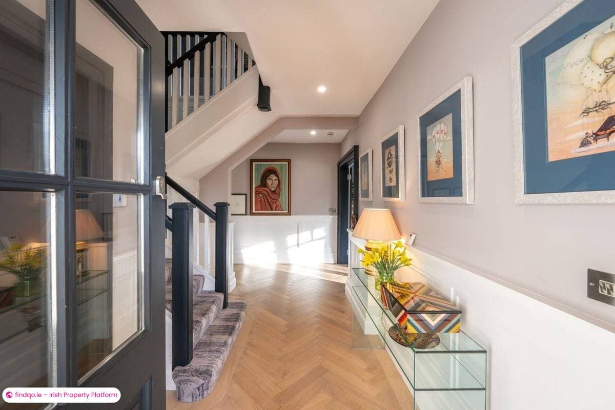 Detached house for Sale in Douglas, Cork, T12 FE8V