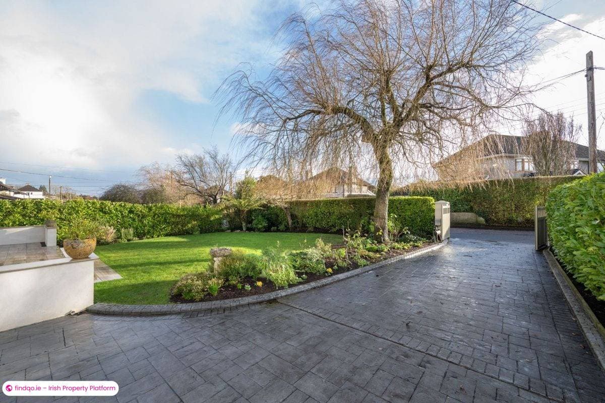 Detached house for Sale in Douglas, Cork, T12 FE8V