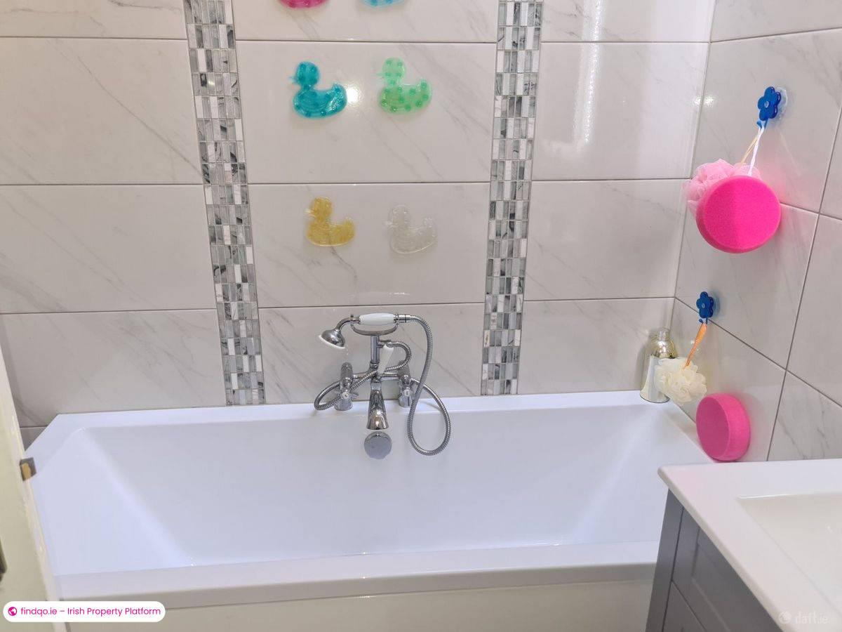 Detached house for Sale in Doocastle, Mayo