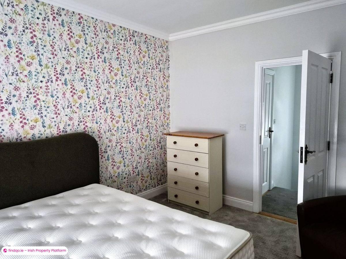 Townhouse for Sale in Swinford, Mayo