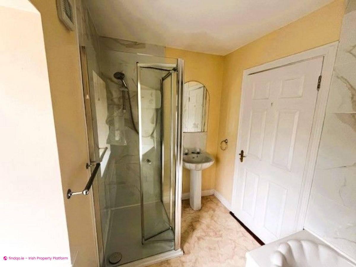 Terraced house for Sale in Kilkelly, Mayo